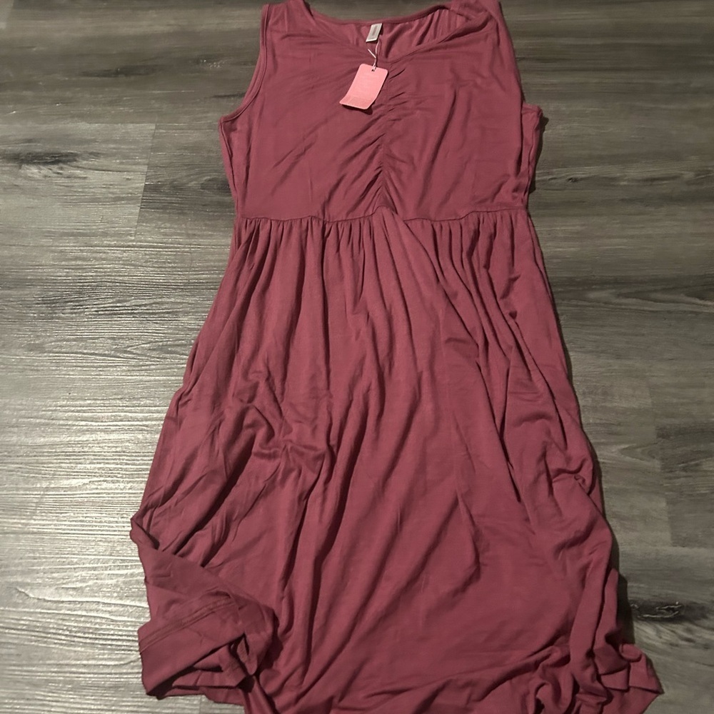 Elegant Pink Sleeveless Dress - Picture 5 of 5